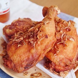 ข้าวเหนียวไก่ทอดพี่เจี๊ยบ