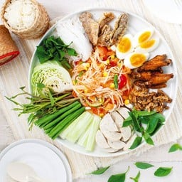 ไก่หมุนน้ำผึ้ง สาขาแม้นศรี1