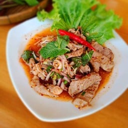 น้ำตกหมู