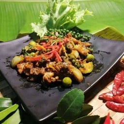 ผัดเผ็ดกบ