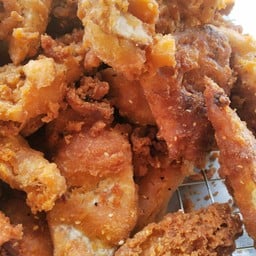 กล้วยแขกอิ่มใจ ถนนสมเด็จ