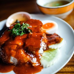 ข้าวหมูกรอบ