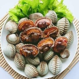 ร่มไม้ตำแซ่บ