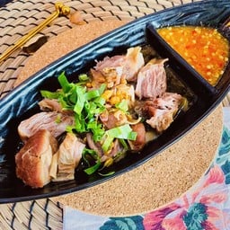 หมูตุ๋น นุ่มลิ้น