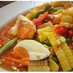ส้มตำข้าวโพด ไข่เค็ม
