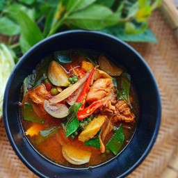 แกงป่าไก่บ้าน