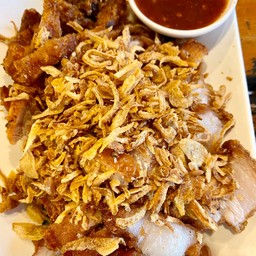 หมูสามชั้นทอด