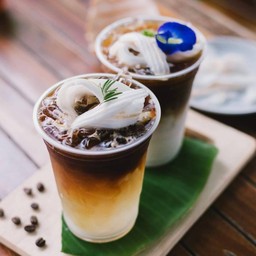 Napralan coffee หน้าพระลาน