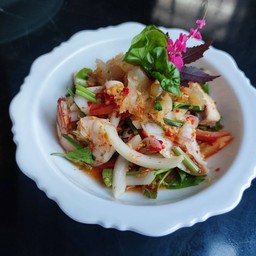 ยำเคียงเล