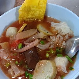 เกาเหลาเย็นตาโฟ