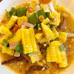 ยำข้าวโพด ไข่เค็ม
