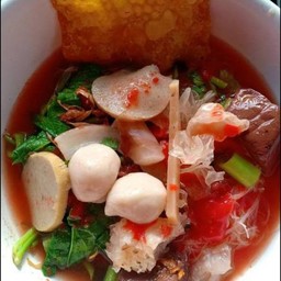 เย็นตาโฟ