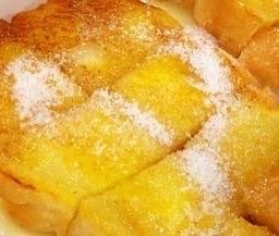 ขนมปังปิ้งน้ำตาล