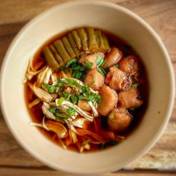 เติบโตก๋วยเตี๋ยวไก่มะระ