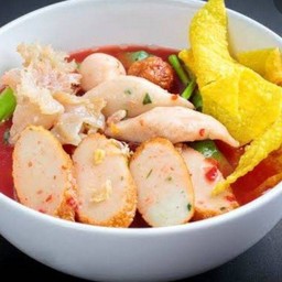 ก๋วยเตี๋ยวเย็นตาโฟใส่ถ้วยพร้อมทาน