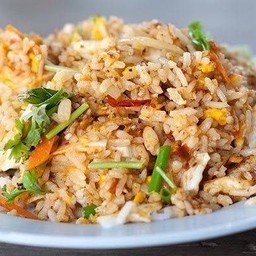 ข้าวผัดหมูชิ้น