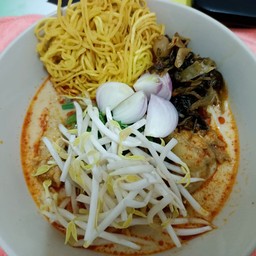ข้าวซอยไก่คุณแม่ แม่สาย