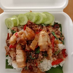 ข้าวกะเพรา น้ำผลไม้ปั่น  สาขา1