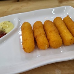 4.ชีสสติ๊ก Cheese Stick
