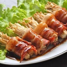 เห็ดเข็มทองพันแฮมไก่