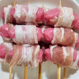 คอกเทลนมชมพูพันสามชั้น