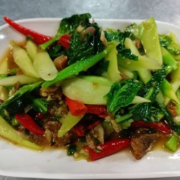 คะน้าปลาเค็ม