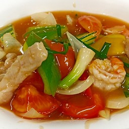 ผัดเปรี้ยวหวาน