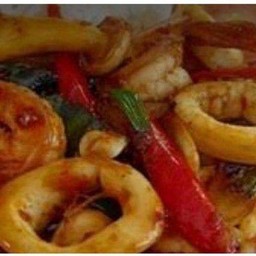 พริกเผาปลาหมึกราดข้าว