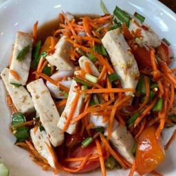 ยำหมูยอปลาหมึก