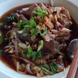 ก๋วยเตี๋ยวไก่บ้านกูเอง