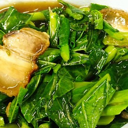 ผัดผักคะน้า