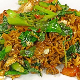 มาม่าผัดขี้เมา