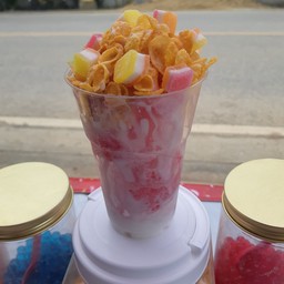 สตอเบอรี่โยเกิร์ต โอปอ