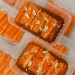 กุยช่ายตอกไข่ & ปลาเผา