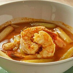 แกงส้มสายบัวกุ้ง.