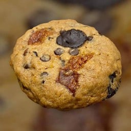 HONEYCOMB CHOCOLATE CHEWY COOKIE