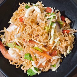 ยำมาม่า