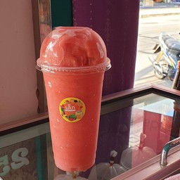 สตรอเบอร์รี่ปั่น