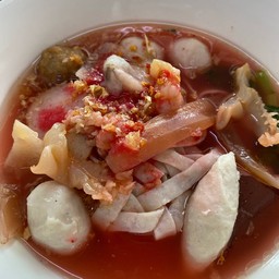 เส้นปลาเย็นตาโฟ