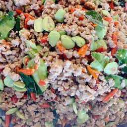 หมูสับผัดสะตอ