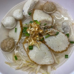 เส้นเล็กน้ำใส