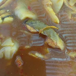 แกงเหลือง ปลาดุก หน่อไม้เปรี้ยว