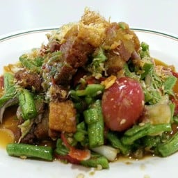 ตำถั่วหมูกรอบ