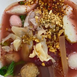 วุ้นเส้นเย็นตาโฟต้มยำ