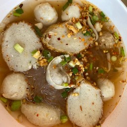 วุ้นเส้นต้มยำ