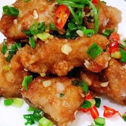 ซี่โครงหมูพริกเกลือ椒盐排骨