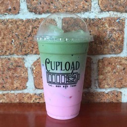 มัทฉะนมสด นมชมพู (Matcha pink latte)
