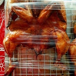 ไก่อบโอ่ง น้ำจิ้มรสเด็ด