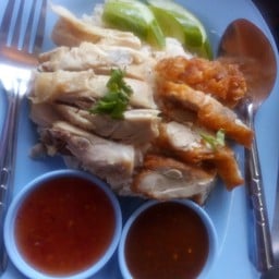 ข้าวมันไก่ต้มผสมไก่ทอด(พิเศษ)