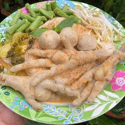 ขนมจีนน้ำยากะทิ (พิเศษ)